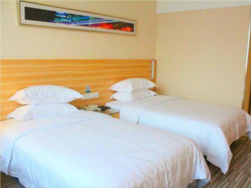 City Comfort Inn Guangzhou Tiyu West Road Metro Station Екстер'єр фото